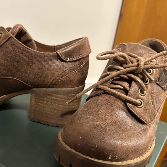 Softmoc Oxford Heels - Picture 4 of 4